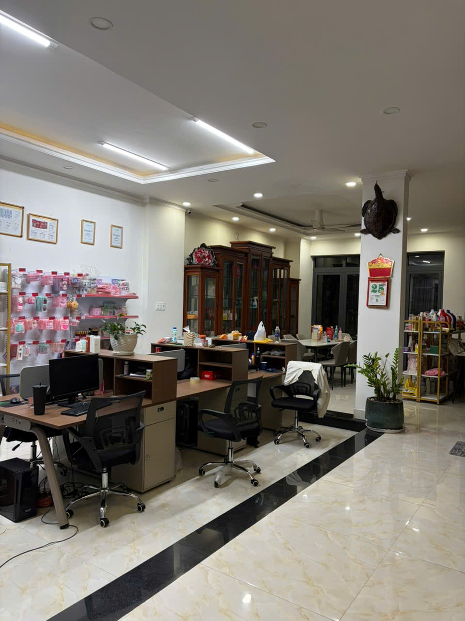 Văn phòng Lê Triết 1